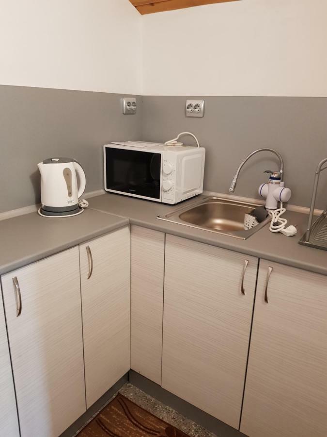Guest Rooms Radost Balchik Exterior photo